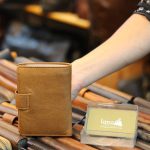 Ví da nam logo đầu trâu có khóa bấm dày dặn thời trang Lano VDN015