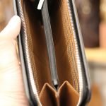 Ví cầm tay nam da bò đẳng cấp cho phái mạnh Schwarz Etienne VDNSE02 bên trong