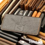 Ví cầm tay nam 2 gấp logo đầu trâu mới lạ VCTN018
