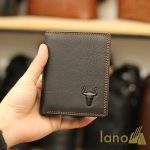 Ví da bò cho nam logo đầu trâu có khâu viền độc lạ VDN014