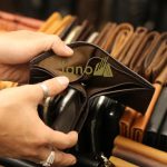 Ví da bò cho nam logo đầu trâu có khâu viền độc lạ VDN014