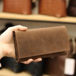 Ví dài cầm tay da bò thời trang cho nam giới VCTN003 nghiêng