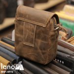 Túi đeo chéo nam kiểu dáng mini da bò sáp KT72 mặt sau