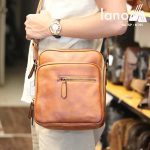 Túi đeo chéo nam Lano công sở da bò cực độc KT95 nâu vàng - đeo chéo