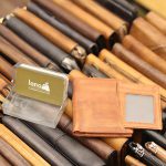 Ví da nam loại đứng thời trang tiện lợi VDN039 ngăn thẻ ngoài