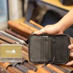 Ví da nam tiện lợi da bò có ngăn kéo khóa VDN038 - bên trong