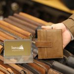 Ví da nam giá rẻ cúc bấm nhỏ gọn tiện lợi Lano VDN044 - mặt sau