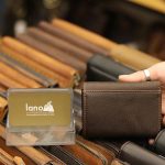 Ví da nam nhỏ gọn tiện lợi Lano VDN045 - mặt sau