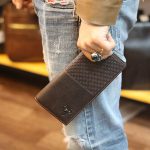 Ví nam cầm tay da bò Lano biểu tượng đầu trâu VCTN067 cầm tay