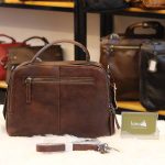 Túi da Handmade nữ Lano cao cấp TXN027 mặt sau