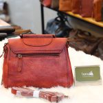 Túi da nữ xách tay Handmade TXN028 mặt sau