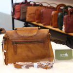 Túi da nữ xách tay Handmade TXN028 mặt sau