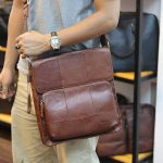 Túi đeo chéo nam da bò Lano thời trang KT156
