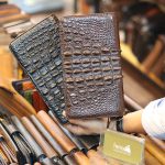 Ví cầm tay da cá sấu 2 khóa kéo thụt loại to VCSCT05