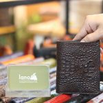 Ví da cá sấu xuất khẩu loại đứng nguyên con non 1 mặt VCSDNC09