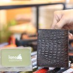 Ví da cá sấu xuất khẩu loại đứng nguyên con non 1 mặt VCSDNC09