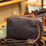 Túi da cầm tay kết hợp đeo chéo nam gọn gàng tiện lợi Kt189