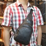 Túi da đeo chéo ngực hoạ tiết đan sang trọng lịch lãm TDL83