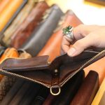 Ví da nam handmade kéo khoá sang trọng khoẻ khoắn Lano VDN091
