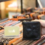 Ví da nam handmade kéo khoá sang trọng khoẻ khoắn Lano VDN091