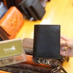 Ví da nam dáng đứng mẫu thiết kế Lano VDNTK01