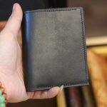 Ví da nam dáng đứng mẫu thiết kế Lano VDNTK01