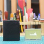 Ví da nam dáng đứng hàng thiết kế Lano mẫu mới 2022 VDNTK02