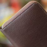 Ví cầm tay thiết kế da thật 1 khoá kéo thời trang lịch lãm Lano VCTK03 màu nâu góc cạnh 1