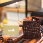 Ví cá sấu dáng đứng handmade Lano VCSTK05