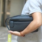 Túi da đan cầm tay dạng hộp dáng ngang Lano CLT68