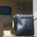 Túi da đeo chéo nam dáng hộp Lano KT216
