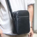 Túi đeo chéo da đan thời trang lịch lãm Lano KT221