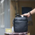 Túi nam đeo chéo da đan thời trang mới Lano KT220