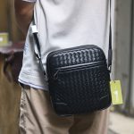 Túi nam đeo chéo da đan thời trang mới Lano KT220