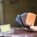 Ví kéo khoá nam da đan mẫu mới Lano VDN097