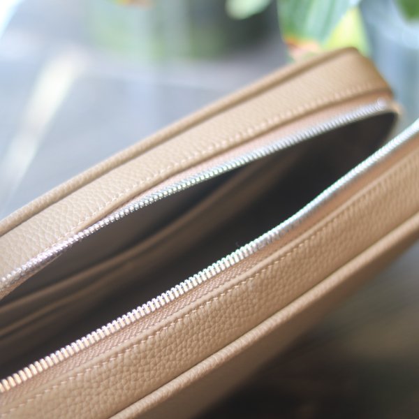 Túi clutch cầm tay da bò cao cấp khoá số bảo mật Lano CNTK022 màu eutope miệng túi