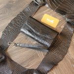 Ví cầm tay da cá sấu handmade khâu tay thủ công Lano VCTK011