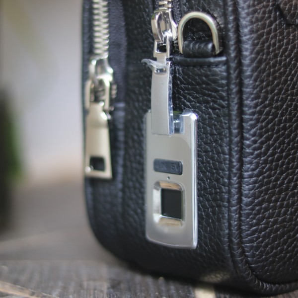 Clutch nam handmade khoá vân tay da thật cao cấp Lano CLTK024 khoá vân tay bảo mật