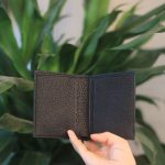 Ví nam nhỏ gọn tiện lợi da togo ngoại lano màu đen vdntk029 mặt trong