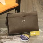 Clutch da bò cao cấp handmade khâu tay thủ công Lano CLTK029 màu nâu góc nghiêng