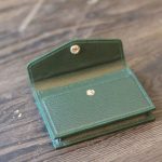 Ví da handmade đựng thẻ nhỏ gọn tiện lợi VDNT14 lúc mở
