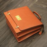 Cặp da handmade khâu tay thủ công mộc mạc sang trọng Lano CDH03 thân cặp