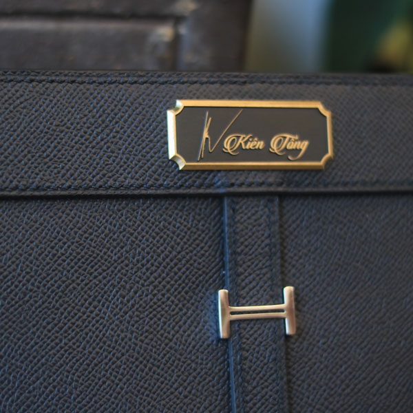 Túi Clutch da epsom nhập khẩu handmade khâu tay thù công Lano CLTK031 tag tên logo