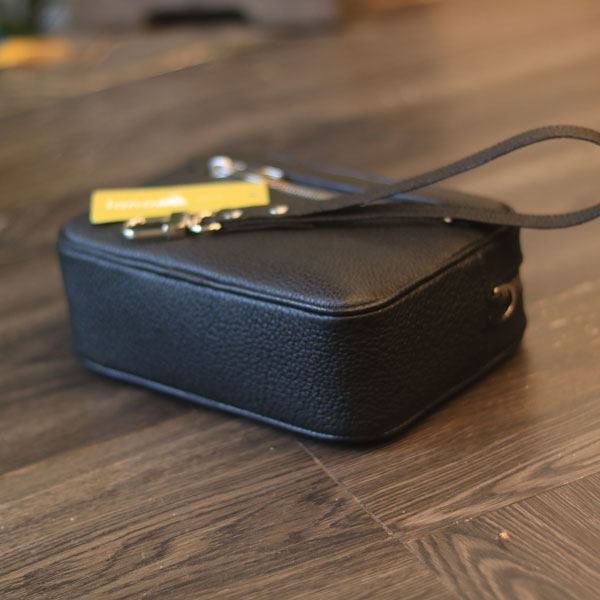 Túi clutch size 19 da togo Italia khâu tay thủ công Lano CLTK030 thân túi