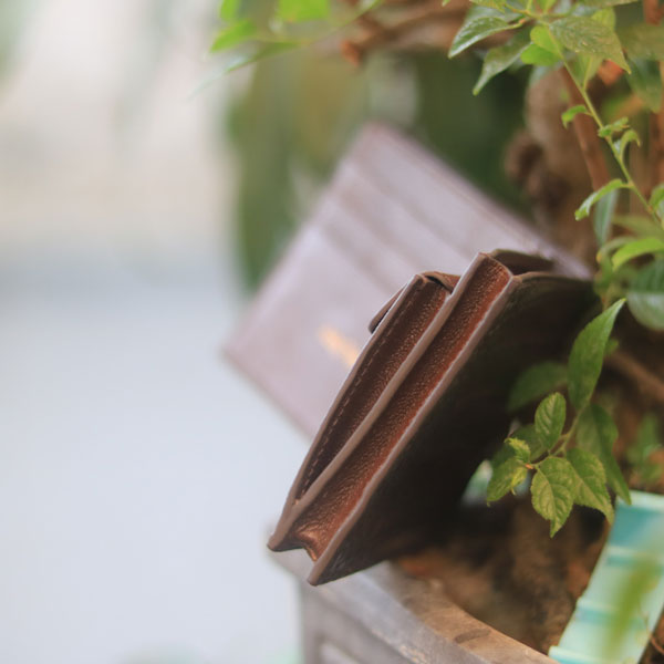 Ví da cá sấu handmade có vách ngăn Lano VCSTK018 góc nghiêng