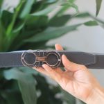 Dây thắt lưng handmade khâu tay thủ công da bò cao cấp TLH010 trên tay