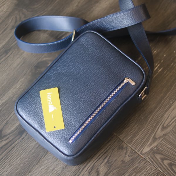 Túi da đeo chéo handmade khâu tay thủ công Lano TDH018 mặt sau