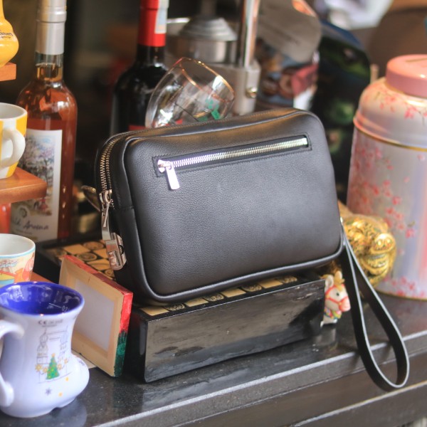 Túi da cầm tay kết hợp đeo chéo có khoá số khâu tay thủ công Lano TDH025 góc nghiêng