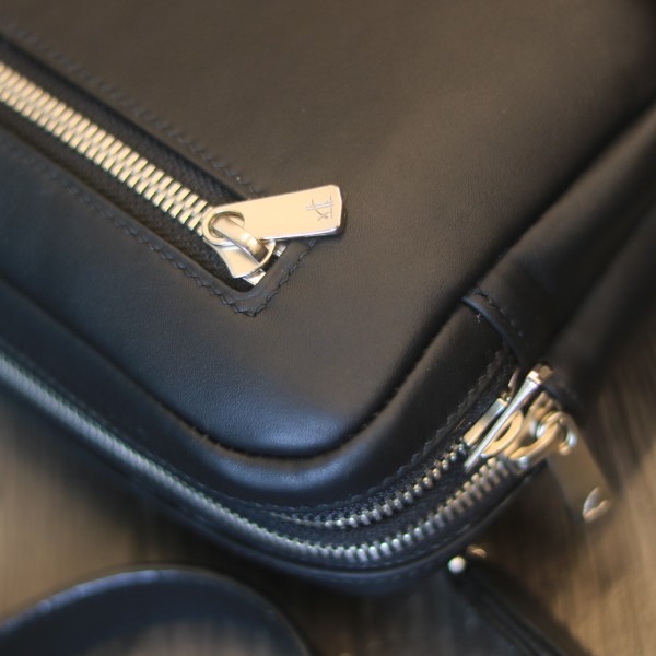 Túi da cầm tay kết hợp đeo chéo khâu tay thủ công da bò nappa Italia Lano TDH024 khoá ykk excella