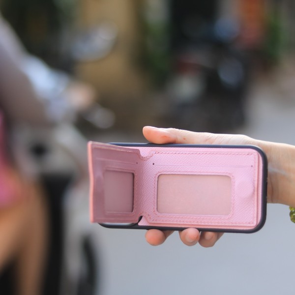Bao da iPhone 17 Pro da bê Epsom Haas khâu tay thủ công Lano BDH06 thời trang